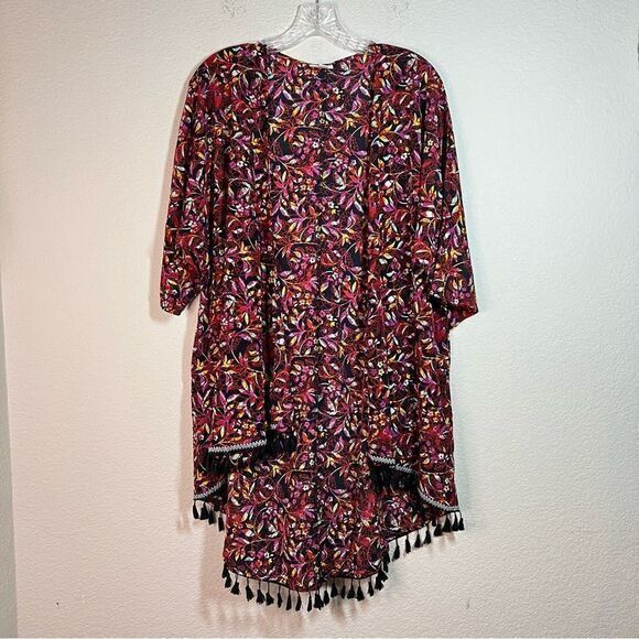 LuLaRoe Black Red Floral Tasseled Open Front Quarter Sleeves Kimono Womens Small - Picture 1 of 6